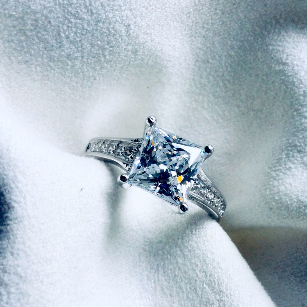 1.5 CT Princess Cut Diamond 14k Gold Overlay